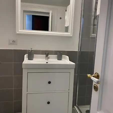 Landlord 242 - Station * Bari