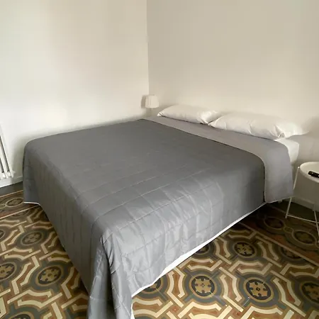 Landlord 242 - Station Bari