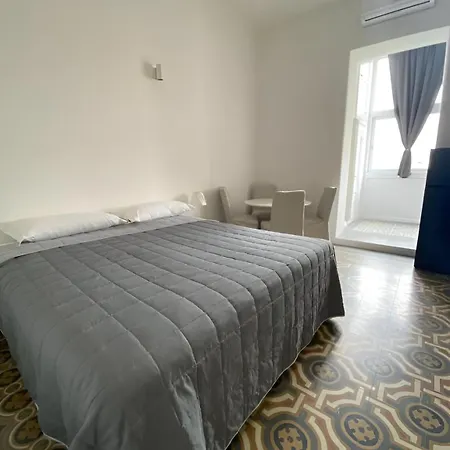 Landlord 242 - Station * Bari