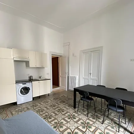 Landlord 242 - Station Apartamento *