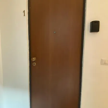 Landlord 242 - Station Apartamento *