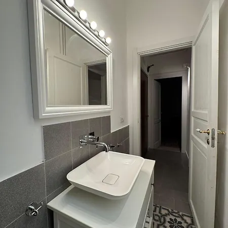 Landlord 242 - Station Apartamento Bari